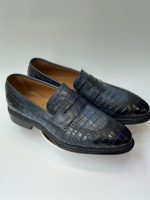Mocassin penny loafer en cuir bleu texturé effet croco