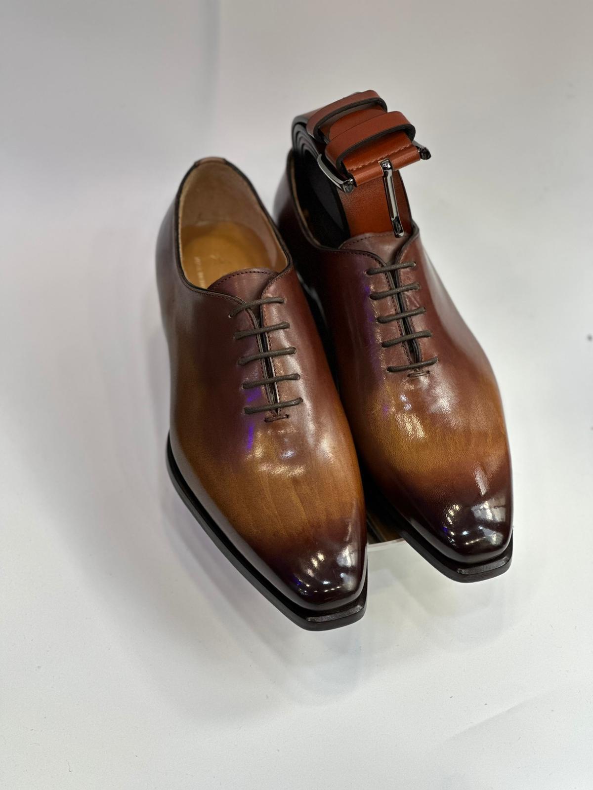 Souliers Richelieu One-Cut en Cuir Patiné Marron – Jespomi – Image 3