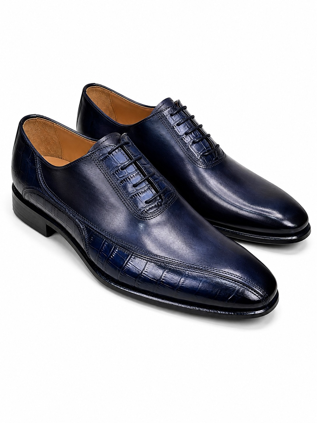 Chaussures de ville homme Jespomi bleu marine en cuir brillant avec empiècements effet crocodile, lacets fins et design élégant pour cérémonies, bureau et occasions formelles.