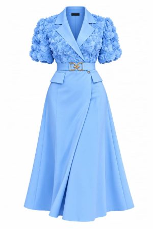 Robe blazer bleu ciel à manches bouffantes ornées de fleurs en relief