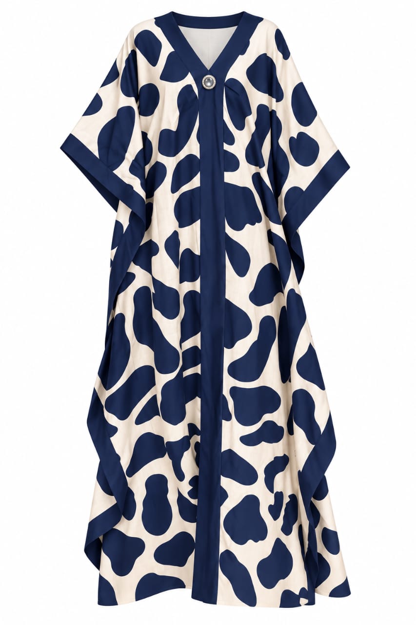 Robe kaftan longue écrue et bleu marine à imprimé graphique