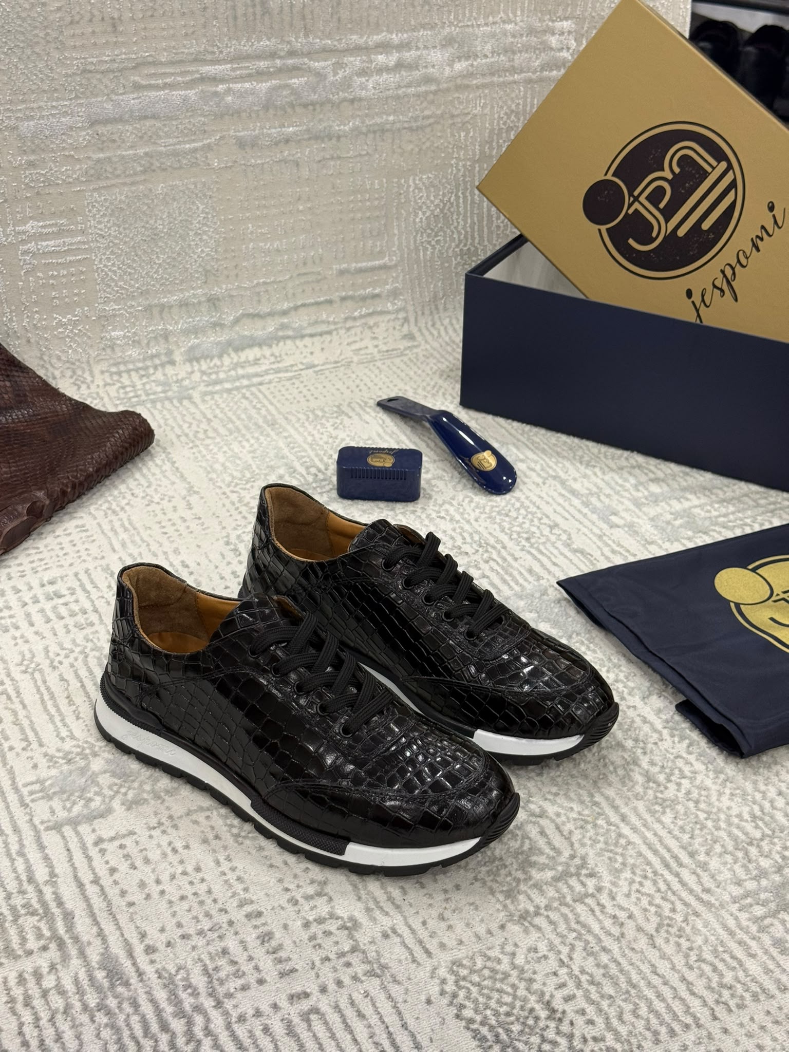 Baskets Homme Noires Effet Crocodile – Jespomi – Image 2